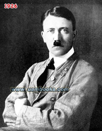 Hitler photo portrait 1926