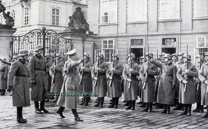 Adolf Hitler in Prag, Hradcany Castle