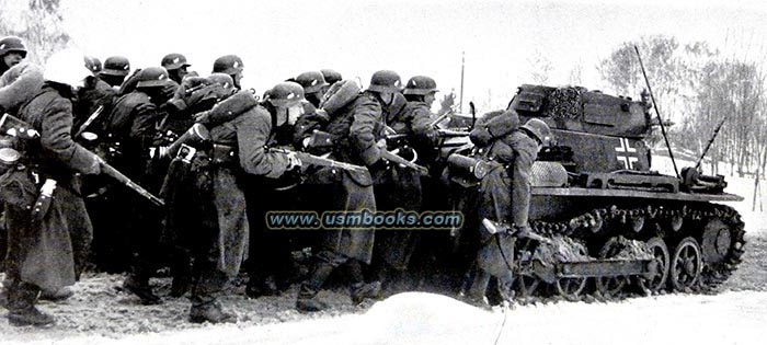 Wehrmacht assault troops, Nazi tank